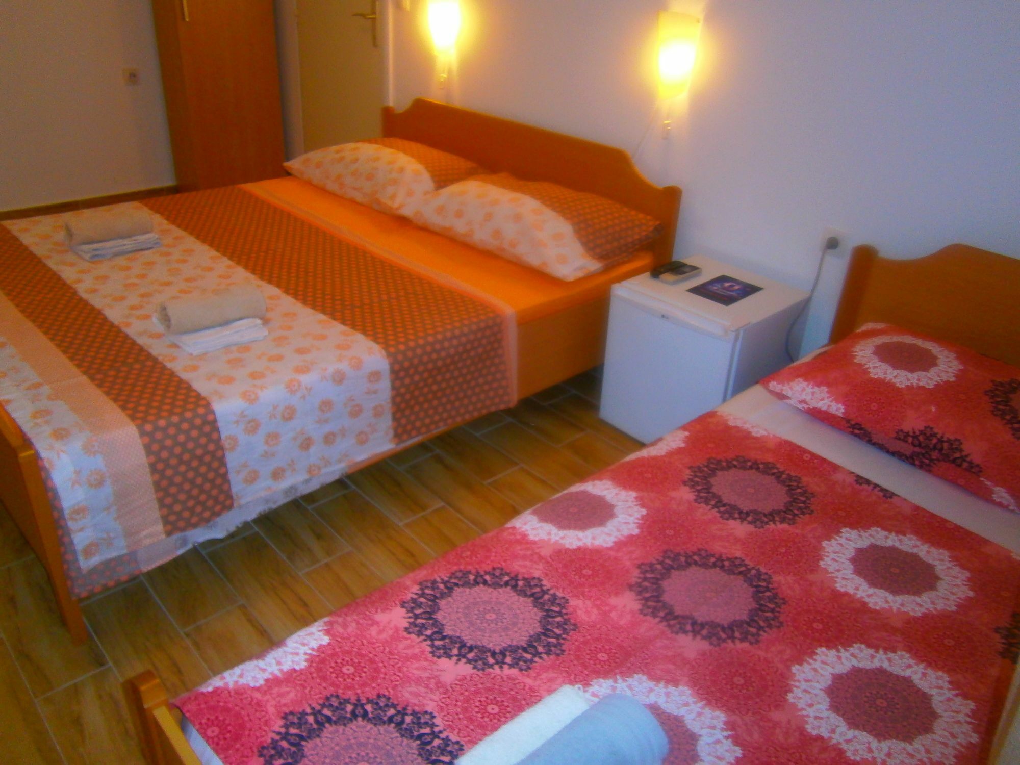 Rooms And Apartments Djanovic Split Exteriör bild